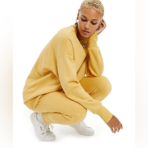 DANIELLE BERNSTEIN Womens Yellow French Terry Long Sleeve Crew Neck Top XS - Picture 2 of 2